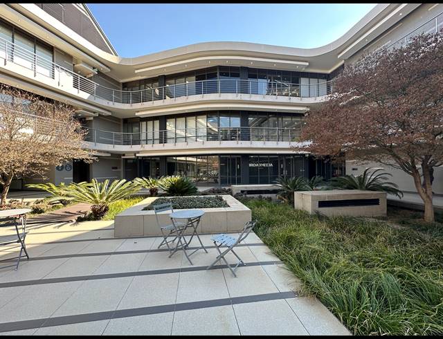 222.50M² OFFICE TO LET IN IRENE